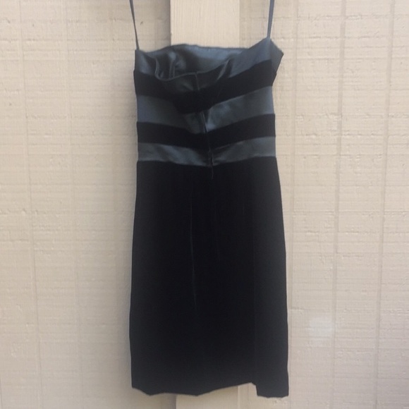 Vintage Victor Costa Strapless Velvet Dress - Picture 4 of 5